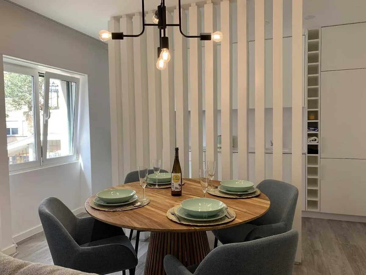 Cascais Downtown Premium Apartment 2 0*,