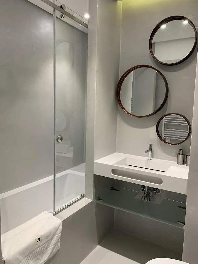 Cascais Downtown Premium Apartment 2 0*,